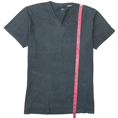 Levi's Men's Black V-Neck Regular Fit Cotton T-Shirt Size M