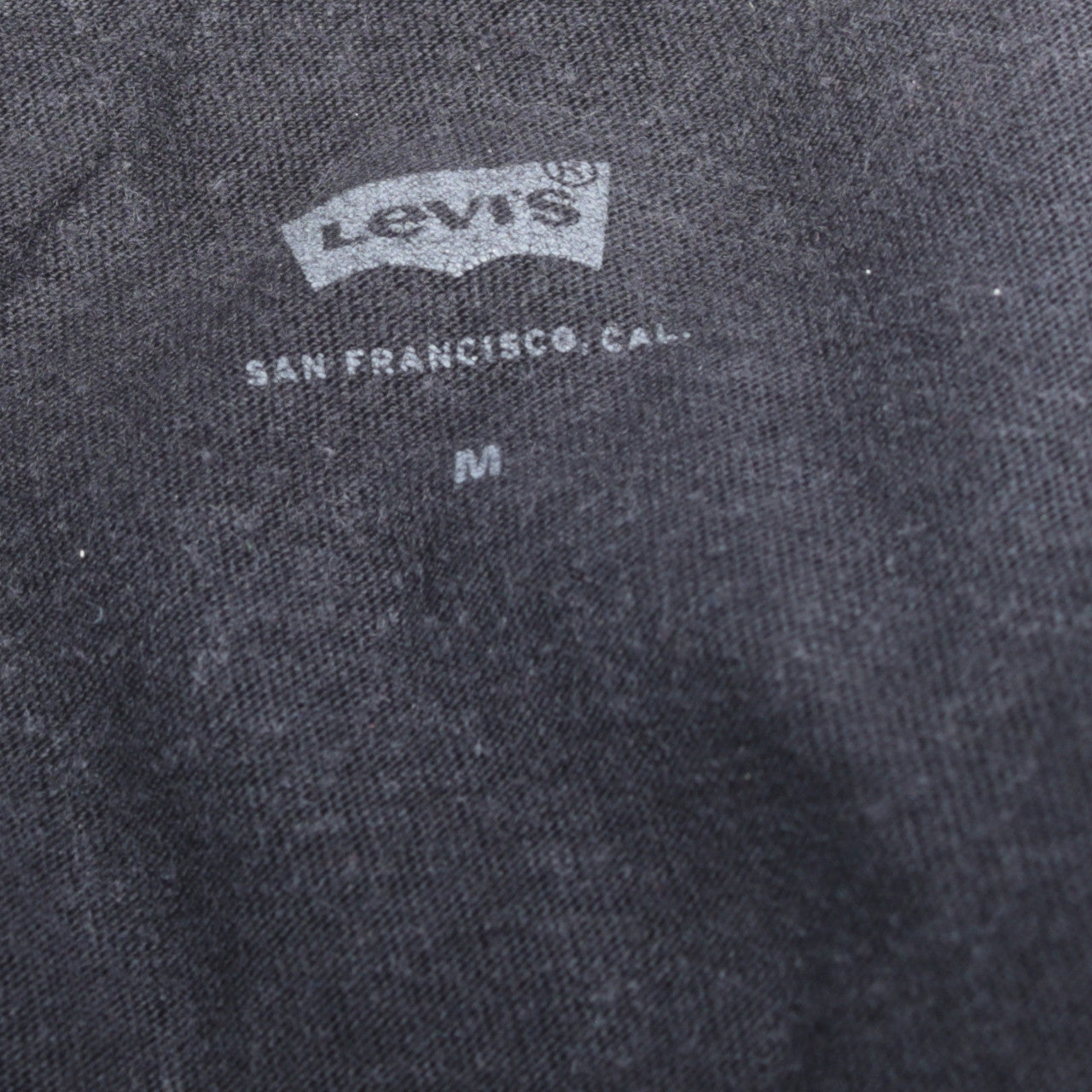 Levi's Men's Black V-Neck Regular Fit Cotton T-Shirt Size M