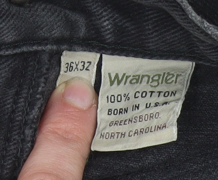 Wrangler Men's Black Straight Jeans 36W x 32L 100% Cotton Denim