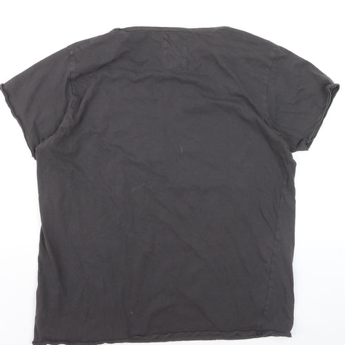 Cedar Wood State Women's Black XL Skull Print Graphic T-Shirt