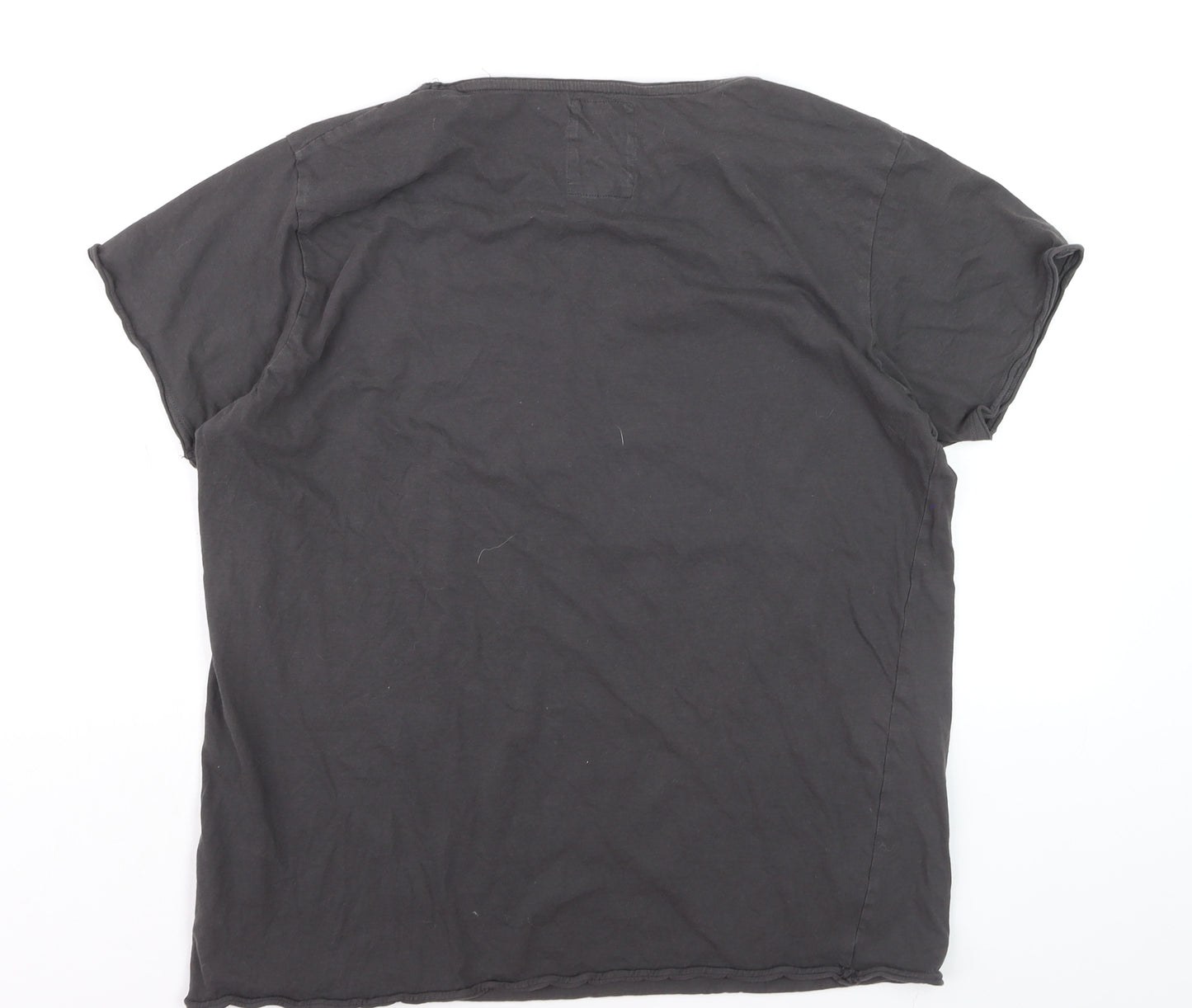 Cedar Wood State Women's Black XL Skull Print Graphic T-Shirt
