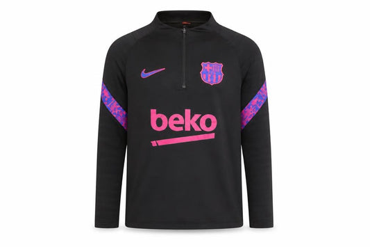 Front view of Nike boys’ black barcelona dri-fit 1/4 zip long sleeve football top s