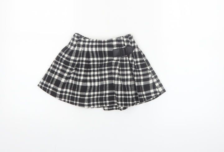 Dunnes Stores Girls Black & White Check Pleated Skirt 2-3 Years