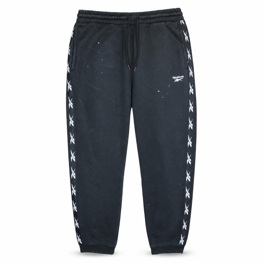 Front view of Reebok Men’s Black Logo Sweatpants L Tapered Track Joggers