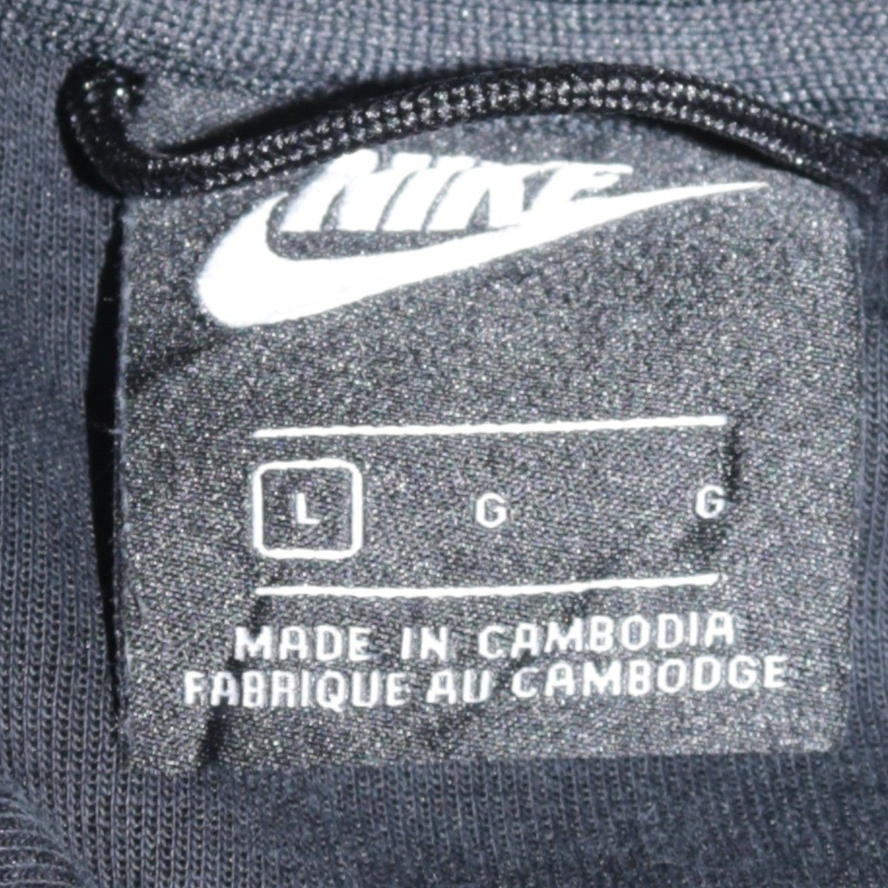 Nike Men's Black Pullover Hoodie Size L Fleece Regular Fit