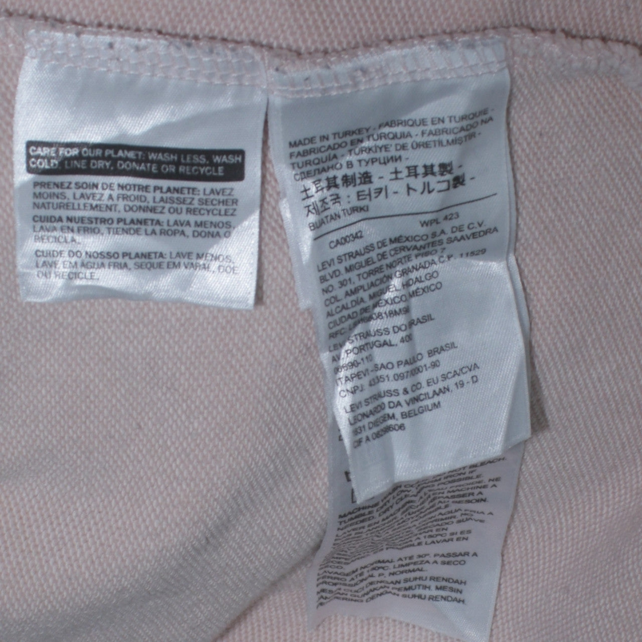 Levi's Men's Beige Pullover Hoodie Size M Logo Fleece Sweatshirt