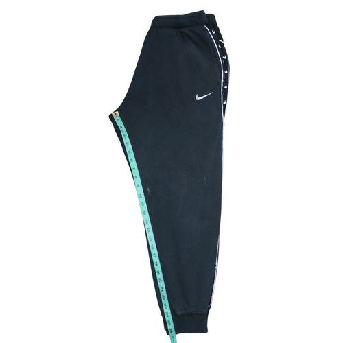 Nike Men's Black M Sports Jogger Sweatpants with Side Stripe