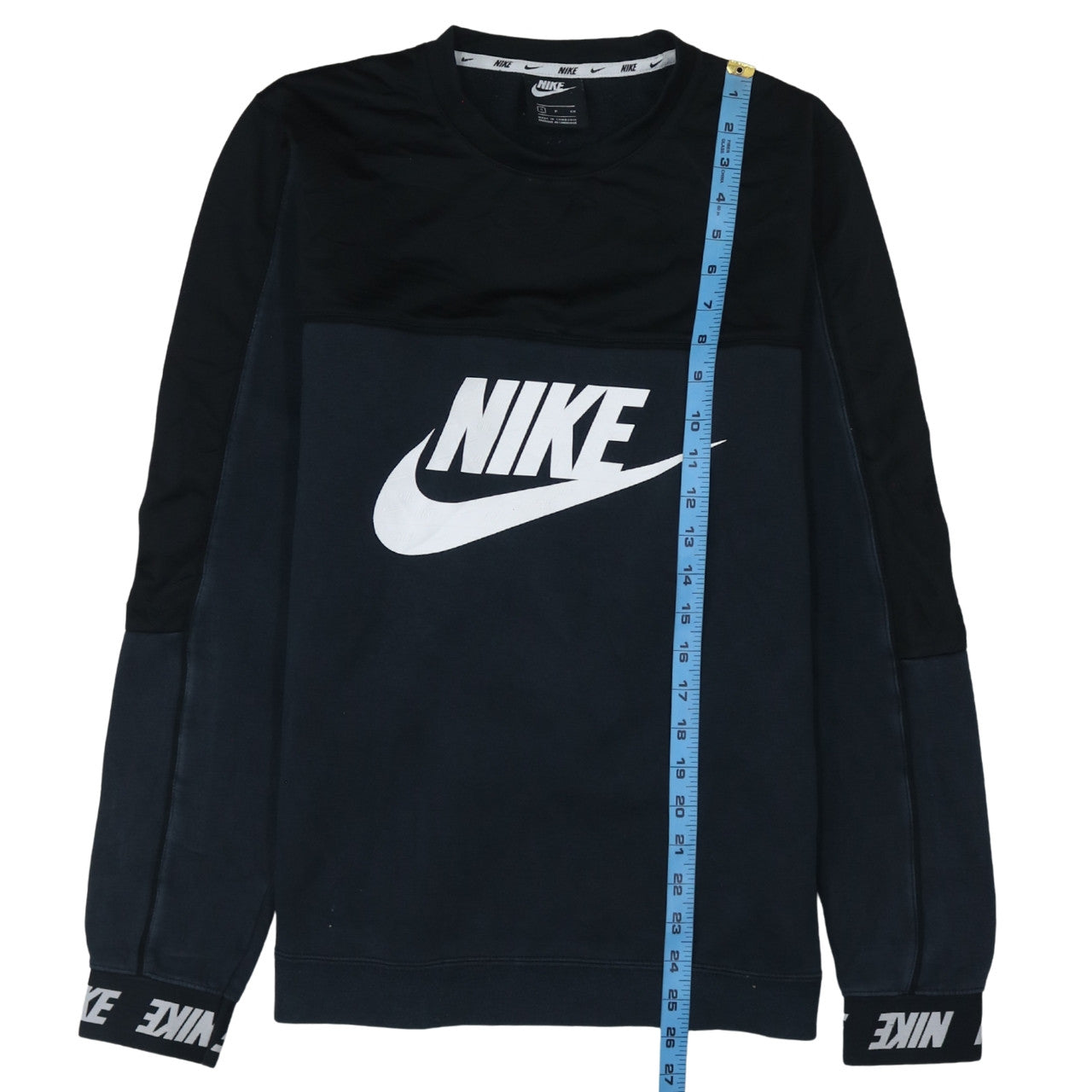 Nike Men's Black Small Logo Pullover Crew Neck Sweatshirt