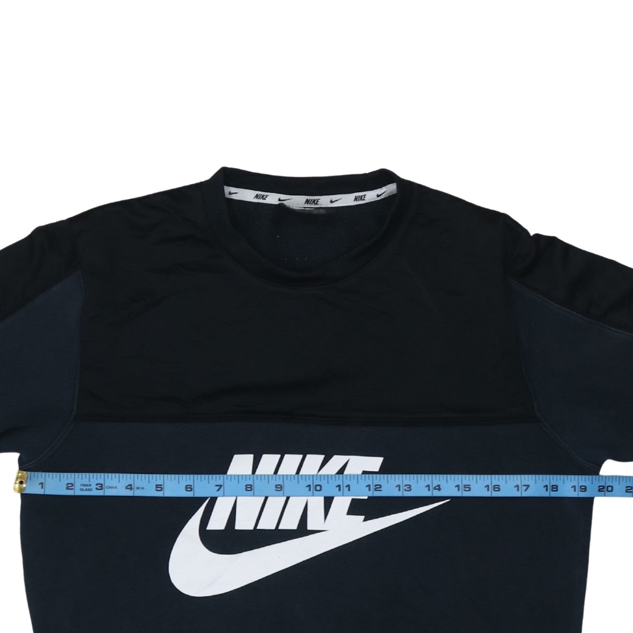 Nike Men's Black Small Logo Pullover Crew Neck Sweatshirt