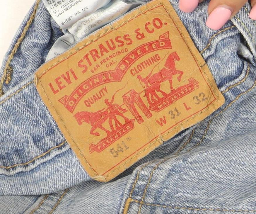 Levi's 541 Men's Light Blue Straight Fit Denim Jeans W31 L32