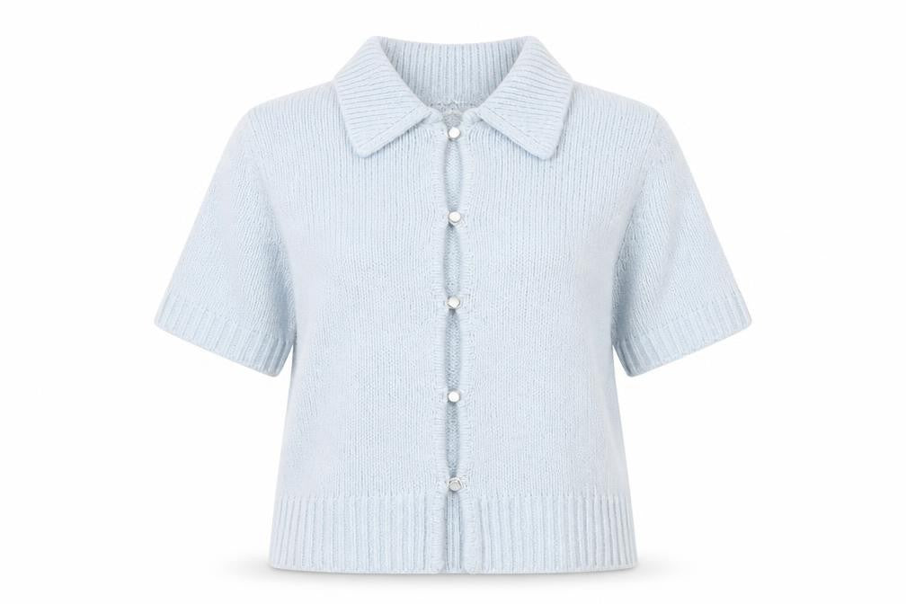 Front view of Abercrombie & Fitch Women's Blue Collared Knit Cardigan M