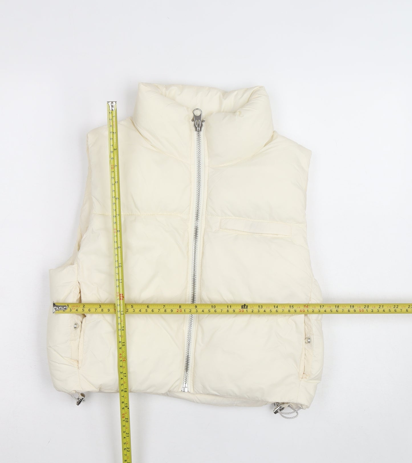 Pull & Bear Women’s Ivory XS Puffer Waistcoat with Zip Detail