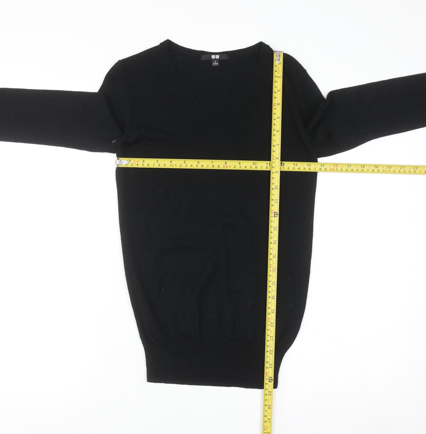 Uniqlo Men Black Wool V-Neck Pullover Jumper Size S