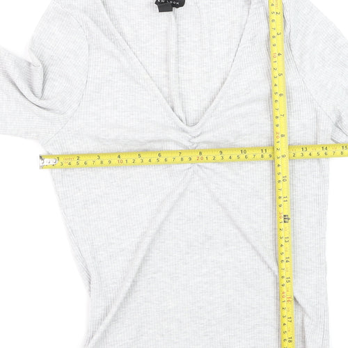 New Look Women’s Grey V-Neck Cropped Long Sleeve Top Size 10