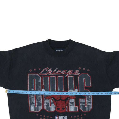 Abercrombie & Fitch Women Black Chicago Bulls Oversized Sweatshirt S