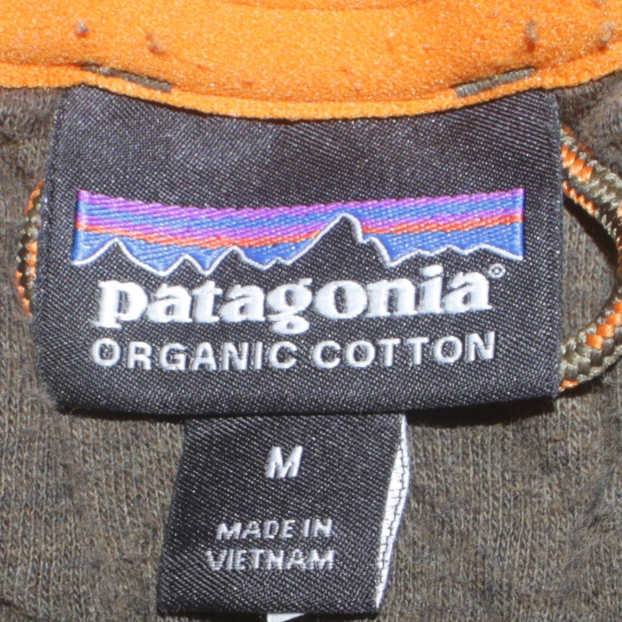 Patagonia Men's Green Quilted Henley Sweatshirt Size M