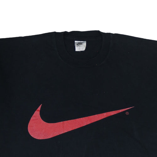 Nike Men's Black XL Vintage Red Swoosh Logo Graphic T-Shirt