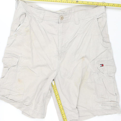 Tommy Hilfiger Men's Beige Cargo Shorts Size 36 Regular Fit