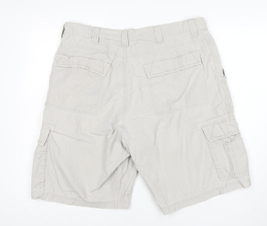 Wrangler Men's Beige Cargo Shorts Size 34 Cotton Regular Fit