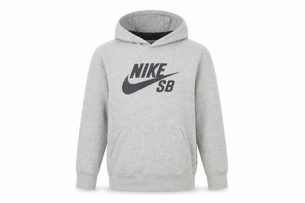 Front view of Nike SB boys’ grey pullover hoodie 12-13 years lined cotton blend