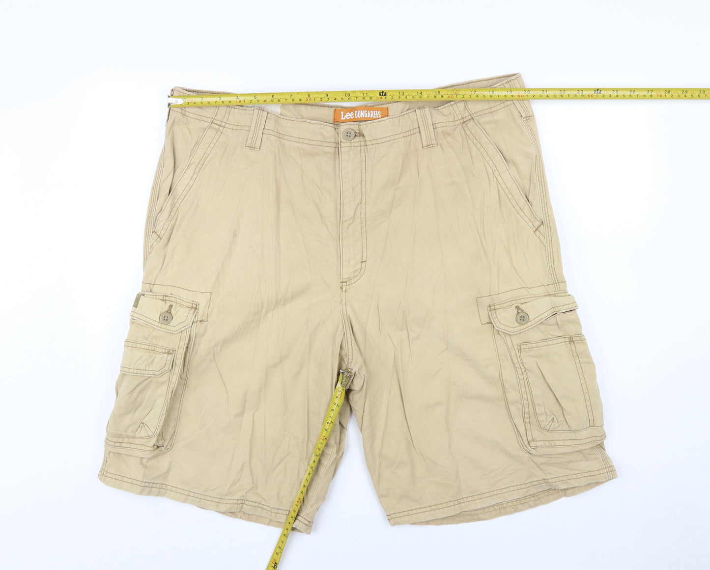 Lee Dungarees Men's Beige Cargo Shorts Size 42 Regular Fit