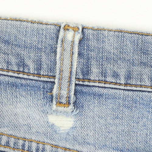 Wrangler Men’s Blue 36x34 Straight Fit Light Wash Stretch Denim Jeans