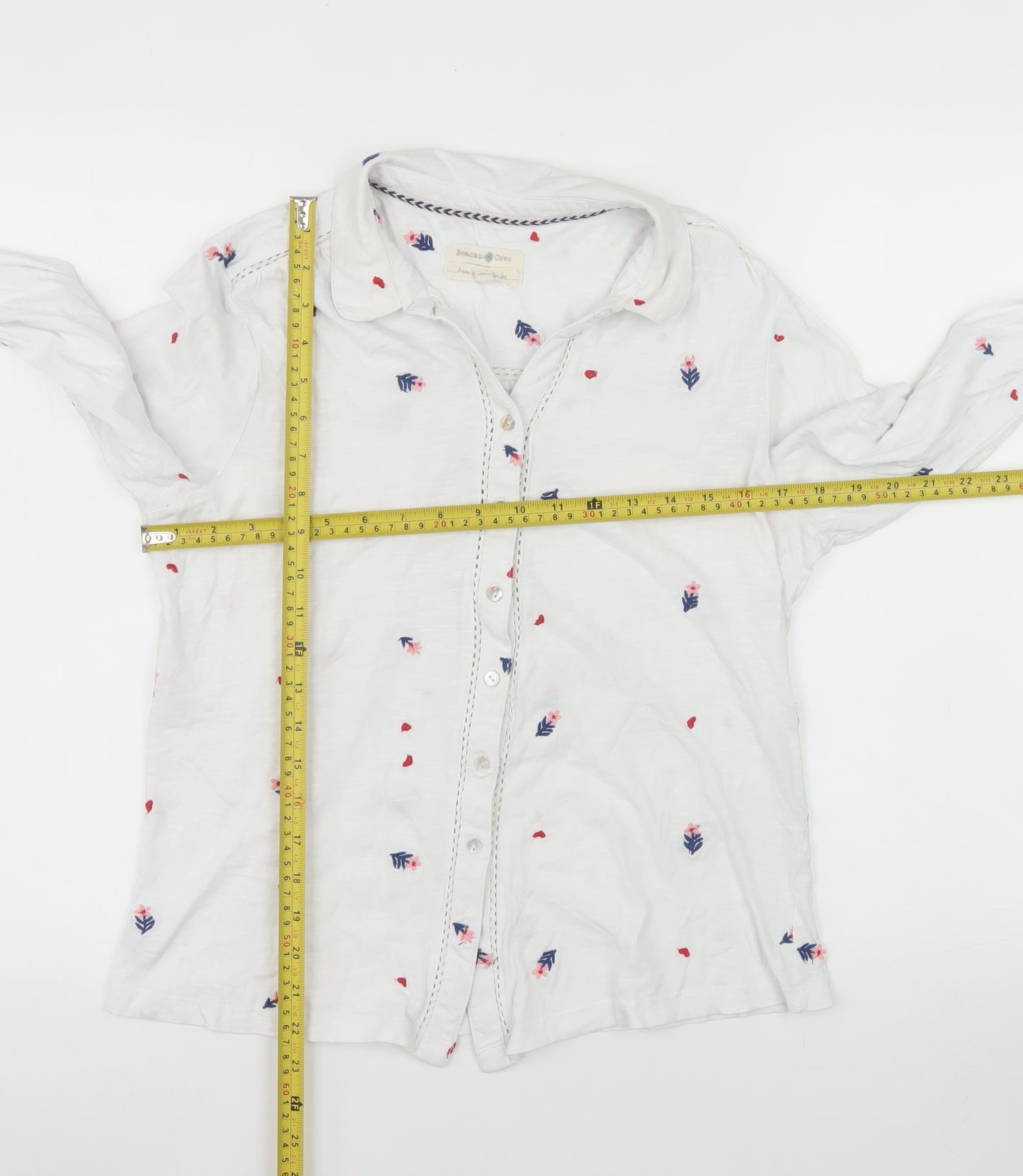 Beacon Cove Women's White Floral Cotton Button-Up Shirt M