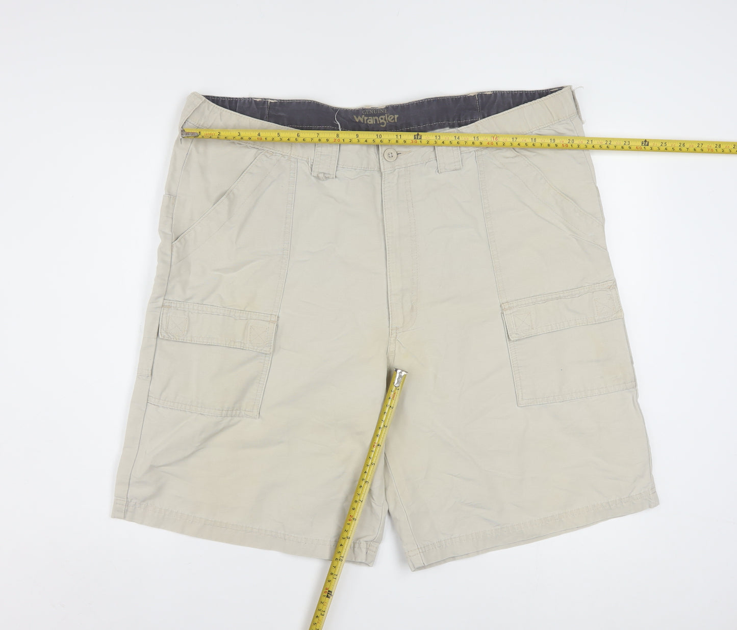 Wrangler Men's Beige Cargo Shorts Size 36 Regular Cotton