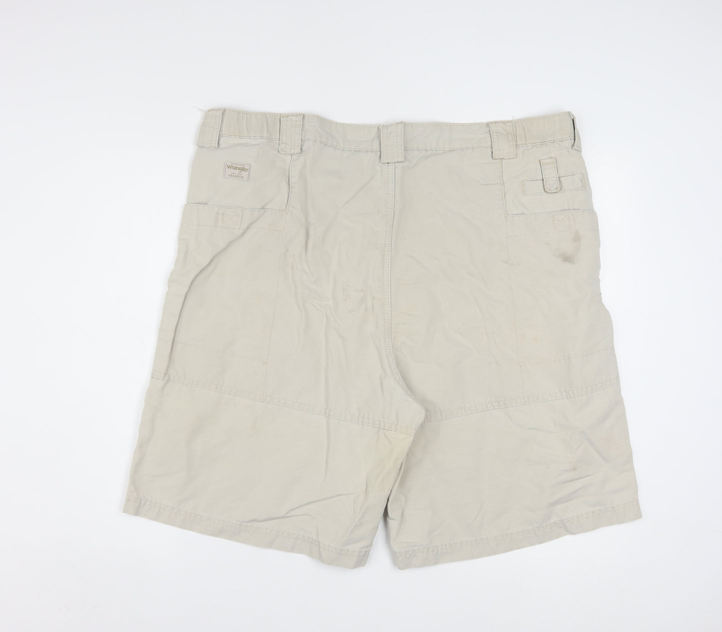 Wrangler Men's Beige Cargo Shorts Size 36 Regular Cotton