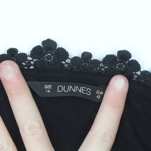 Dunnes Women Black Size 14 Embroidered Cropped Cardigan