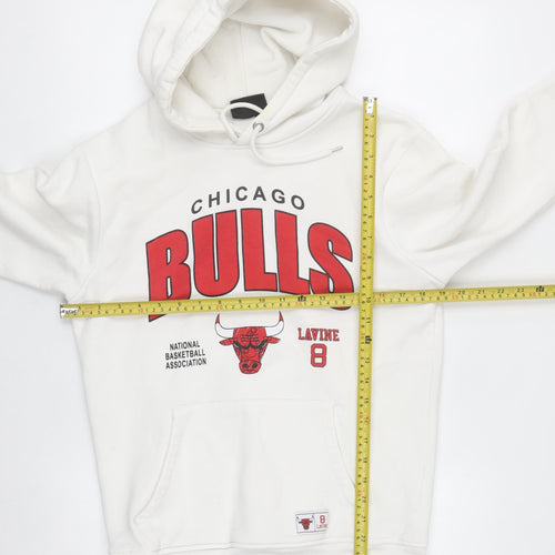NBA Chicago Bulls Women's White Small Pullover Hoodie