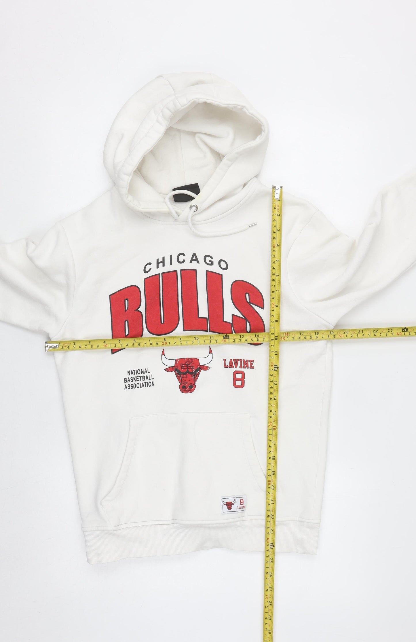 NBA Chicago Bulls Women's White Small Pullover Hoodie