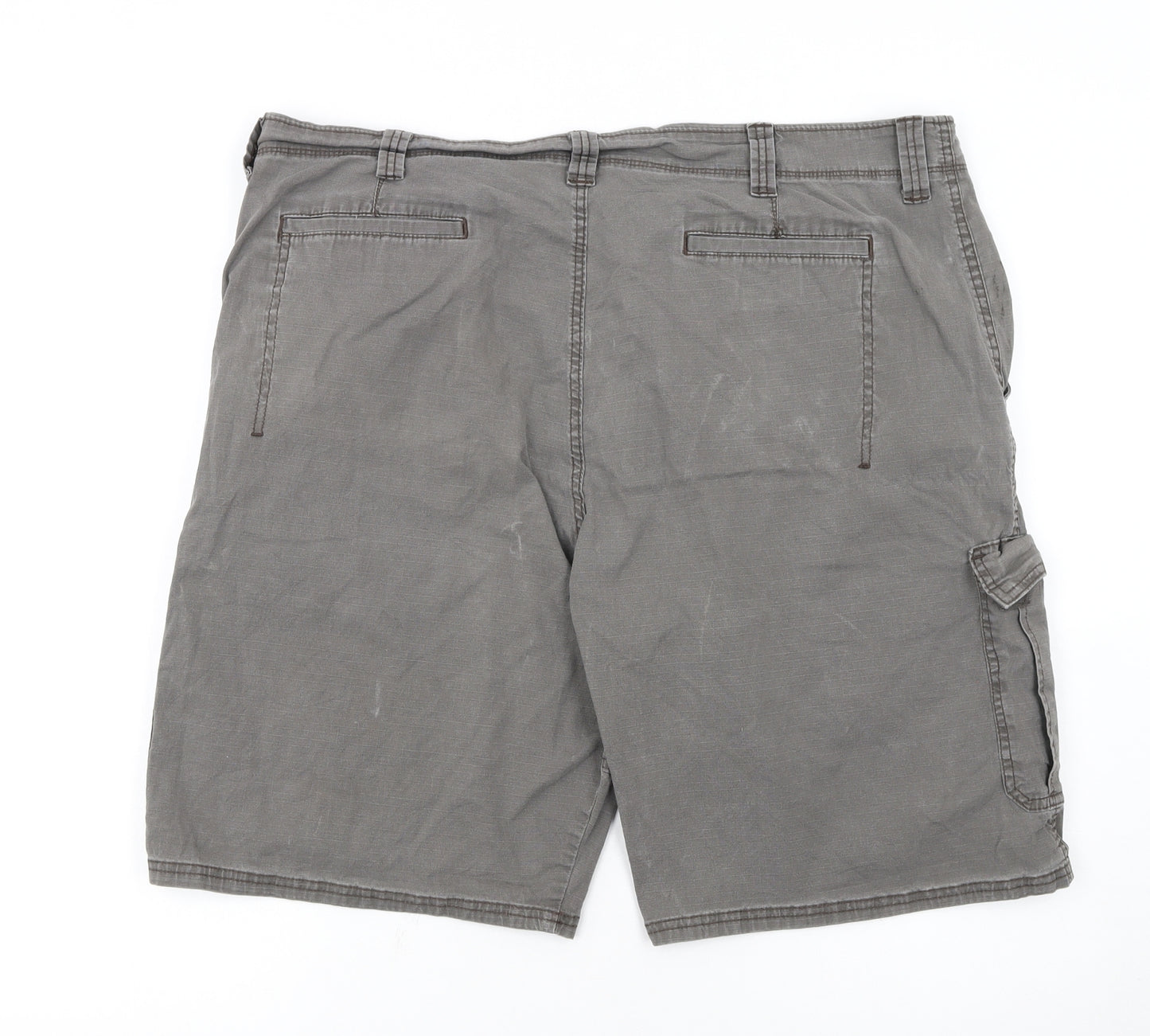 Wrangler Men's Grey Cargo Shorts Size 42 Regular Fit Cotton Blend