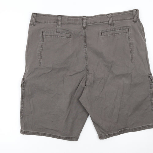 Wrangler Men's Grey Cargo Shorts Size 44 Relaxed Fit Cotton