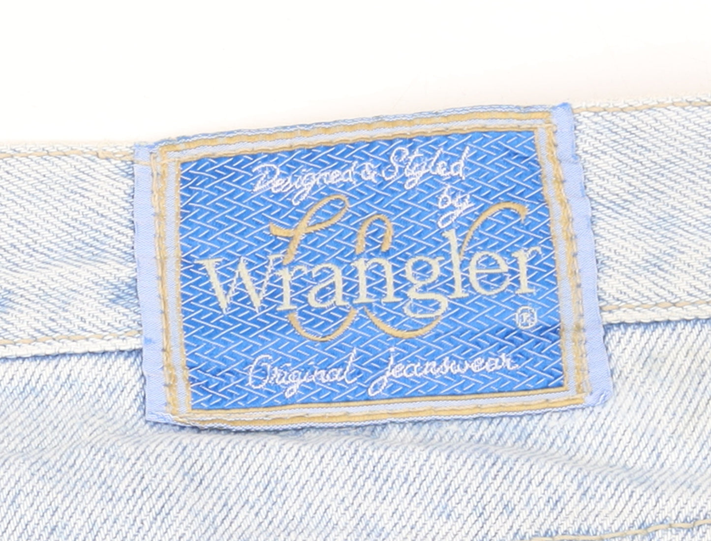 Wrangler Women's Blue Light Wash High Rise Mom Jeans Size 36