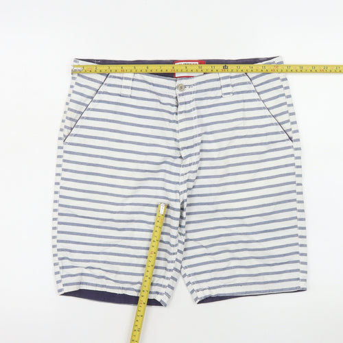 CENTERED Men's Blue Striped Chino Shorts Size M
