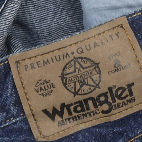 Wrangler Men's Blue Straight Leg Classic Fit Denim Jeans 32x32