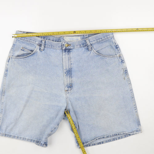 Wrangler Men's Blue Denim Mid Rise Regular Fit Chino Shorts Size 40