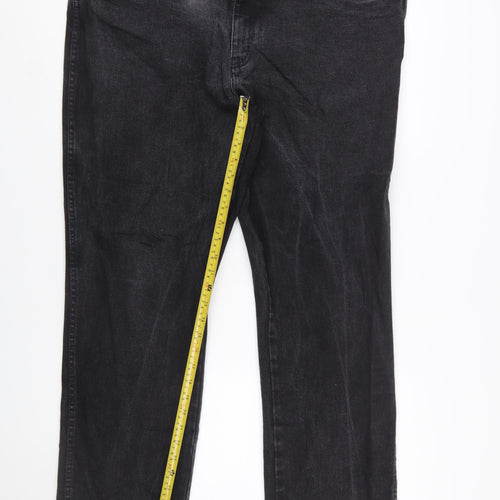 Wrangler Men's Black Regular Fit Straight Jeans W42 L32