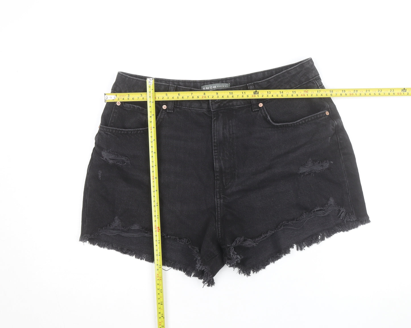 Primark Women’s Black High Rise Distressed Denim Cut-Off Shorts Size 16