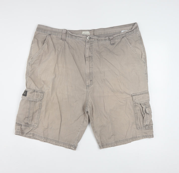 Wrangler Men's Beige Cargo Shorts Size 42 Regular Cotton Workwear