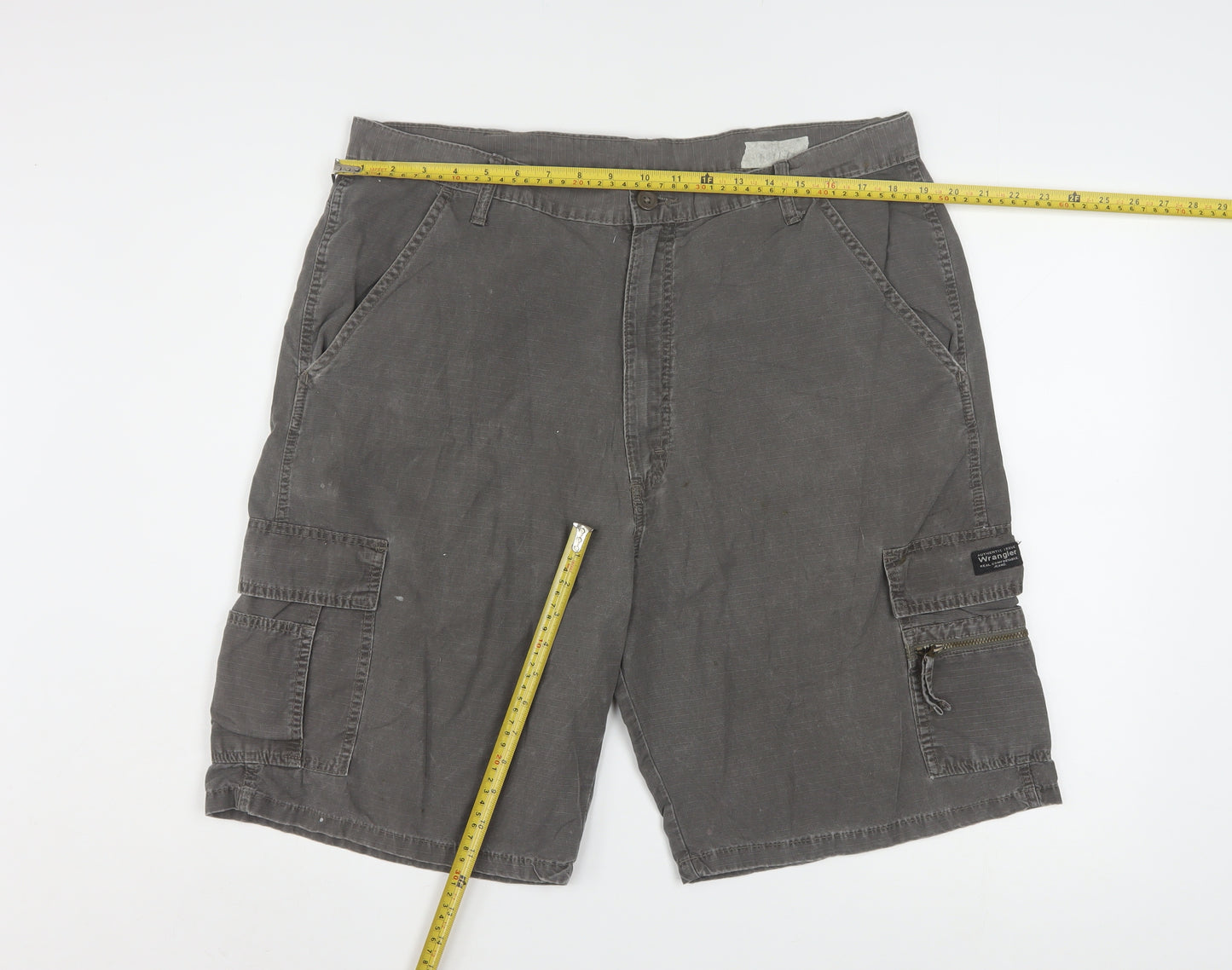 Wrangler Men's Grey Cargo Shorts Size 36 Cotton Casual Workwear