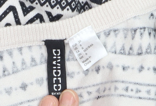 H&M Divided Women's Black & White Aztec Knit Cardigan Size 10