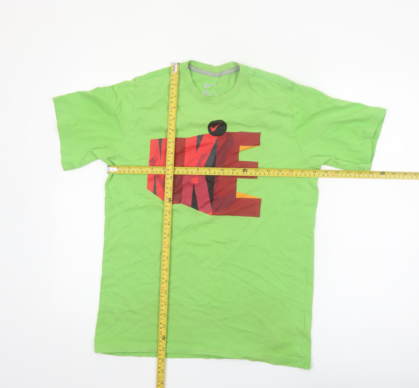 Nike Boys Green Logo Graphic Print Short Sleeve Cotton T-Shirt XL 13-14 Years