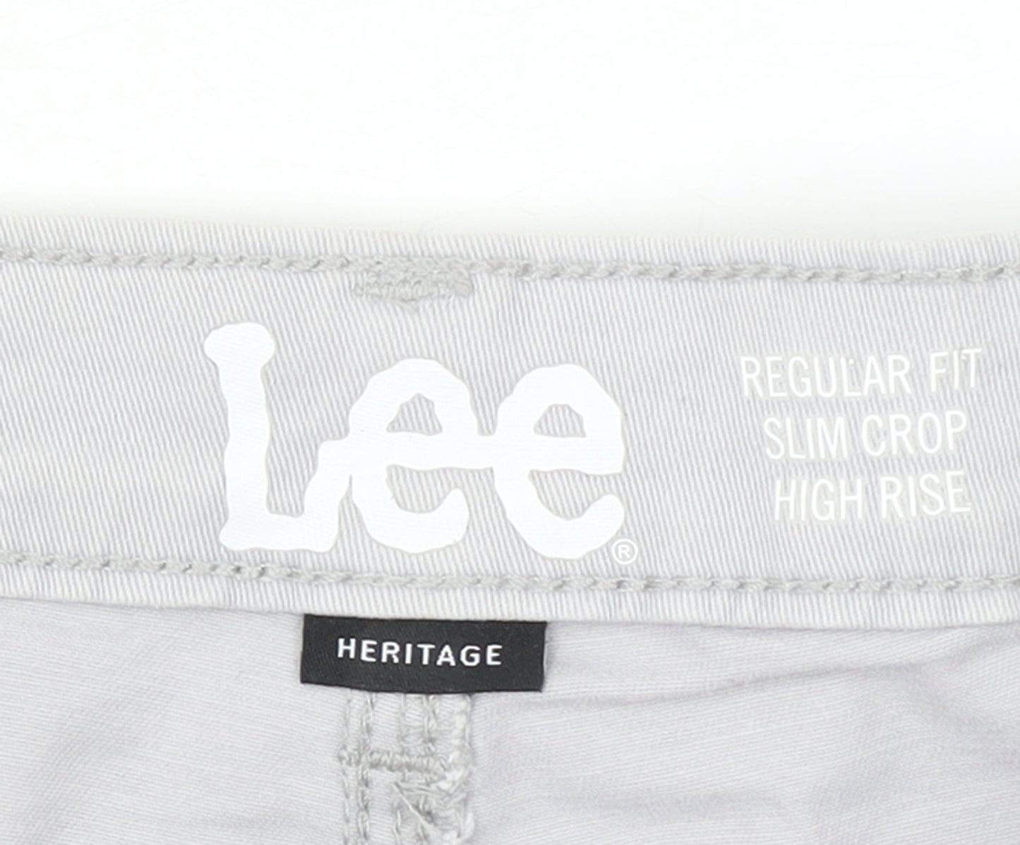 Lee Women’s Grey High Rise Chino Shorts M Regular Fit Heritage