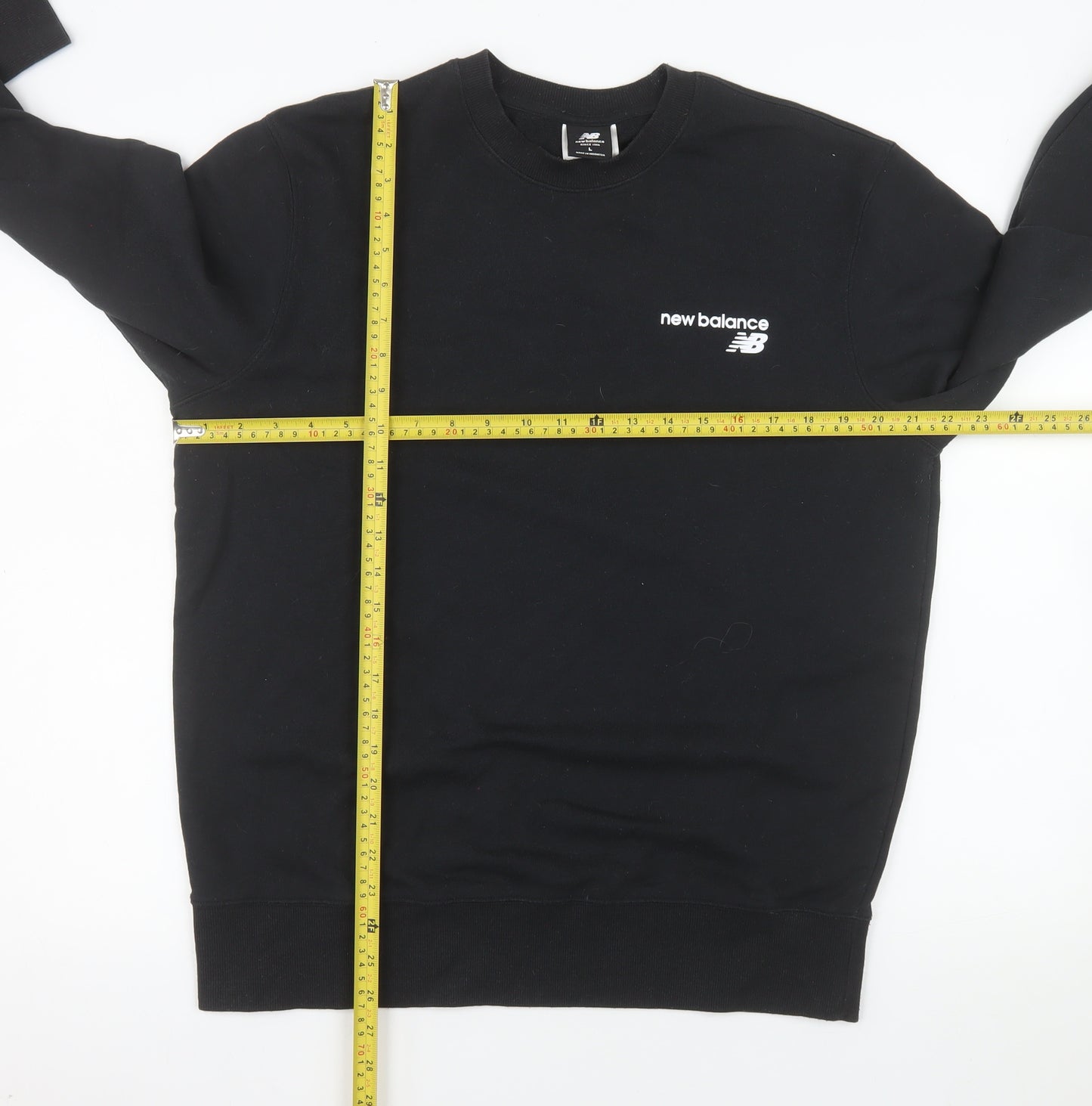 New Balance Men's Black Pullover Sweatshirt L Crew Neck Logo