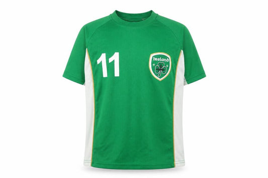 Front view of St. Bernard for Dunnes boys’ green ireland football t-shirt 7 years