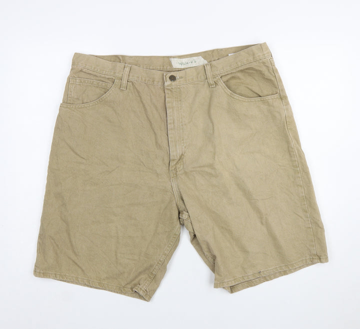 Wrangler Men's Beige Chino Shorts Size 40 Relaxed Fit Denim Cotton