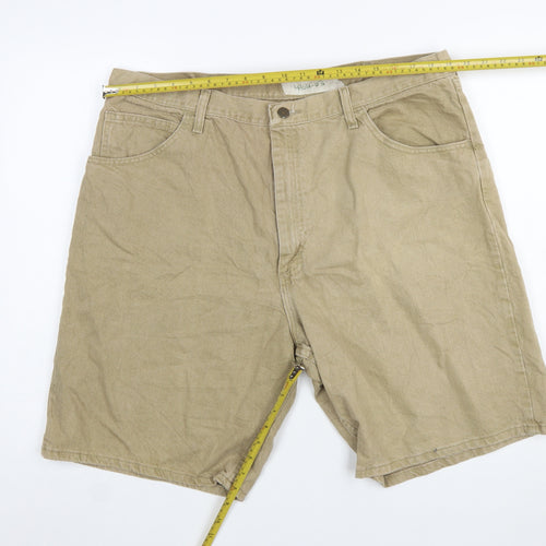Wrangler Men's Beige Chino Shorts Size 40 Relaxed Fit Denim Cotton