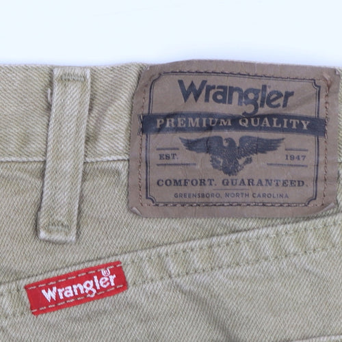Wrangler Men's Beige Chino Shorts Size 40 Relaxed Fit Denim Cotton